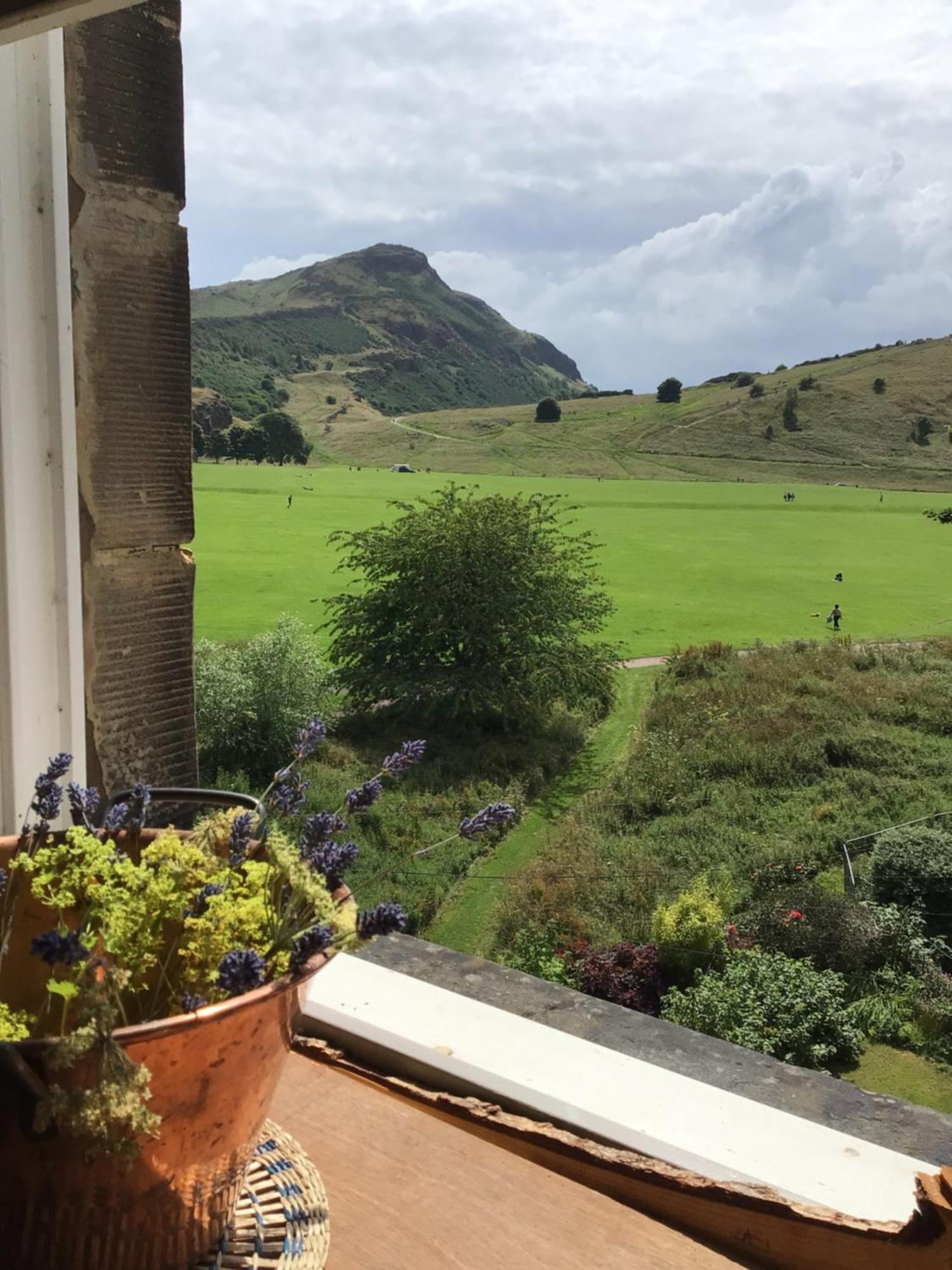 Arthur'S Seat View Эдинбург Экстерьер фото